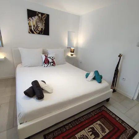 100m2, Independant Dans Notre Maison Lägenhet Garennes-sur-Eure