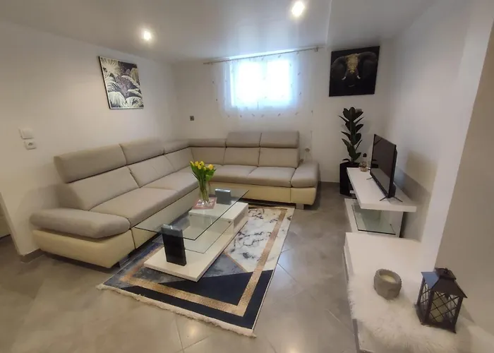 100m2, Independant Dans Notre Maison