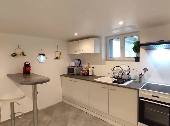 100m2, Independant Dans Notre Maison Apartment *