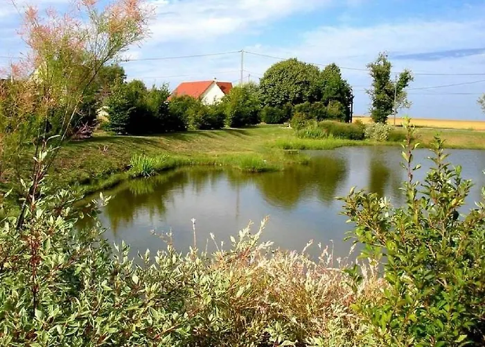 100m2, Independant Dans Notre Maison Apartment Garennes-sur-Eure