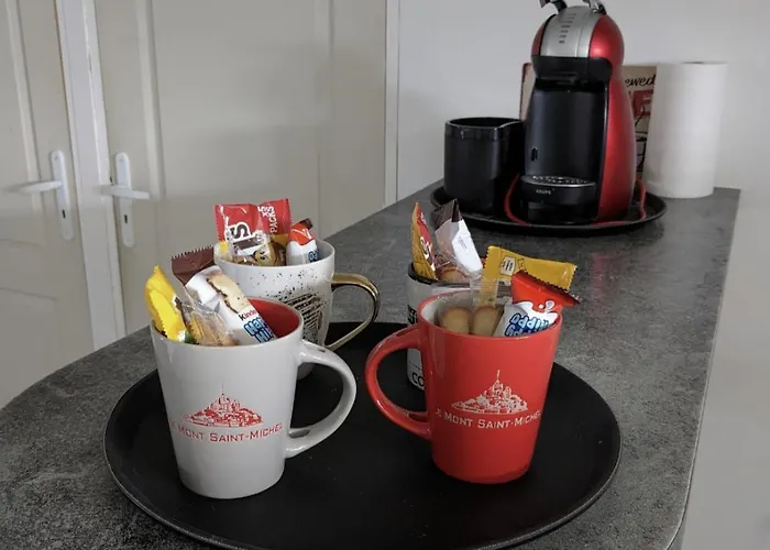 Apartment 100m2, Independant Dans Notre Maison Garennes-sur-Eure